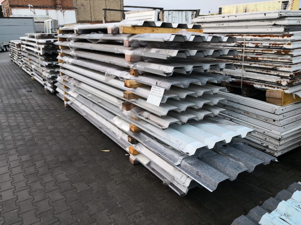 Blacha Trapezowa T35 Rozstaw łat Blacha trapez T35, T40, T50, T100 w gr. 0,75-1mm – Firma Aman